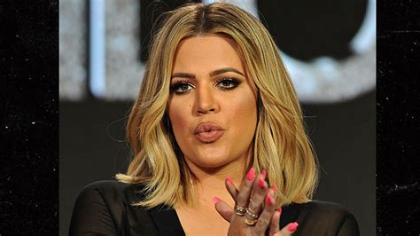 Khloe Kardashian Dons Lingerie, Drenches Self in Milk for New。